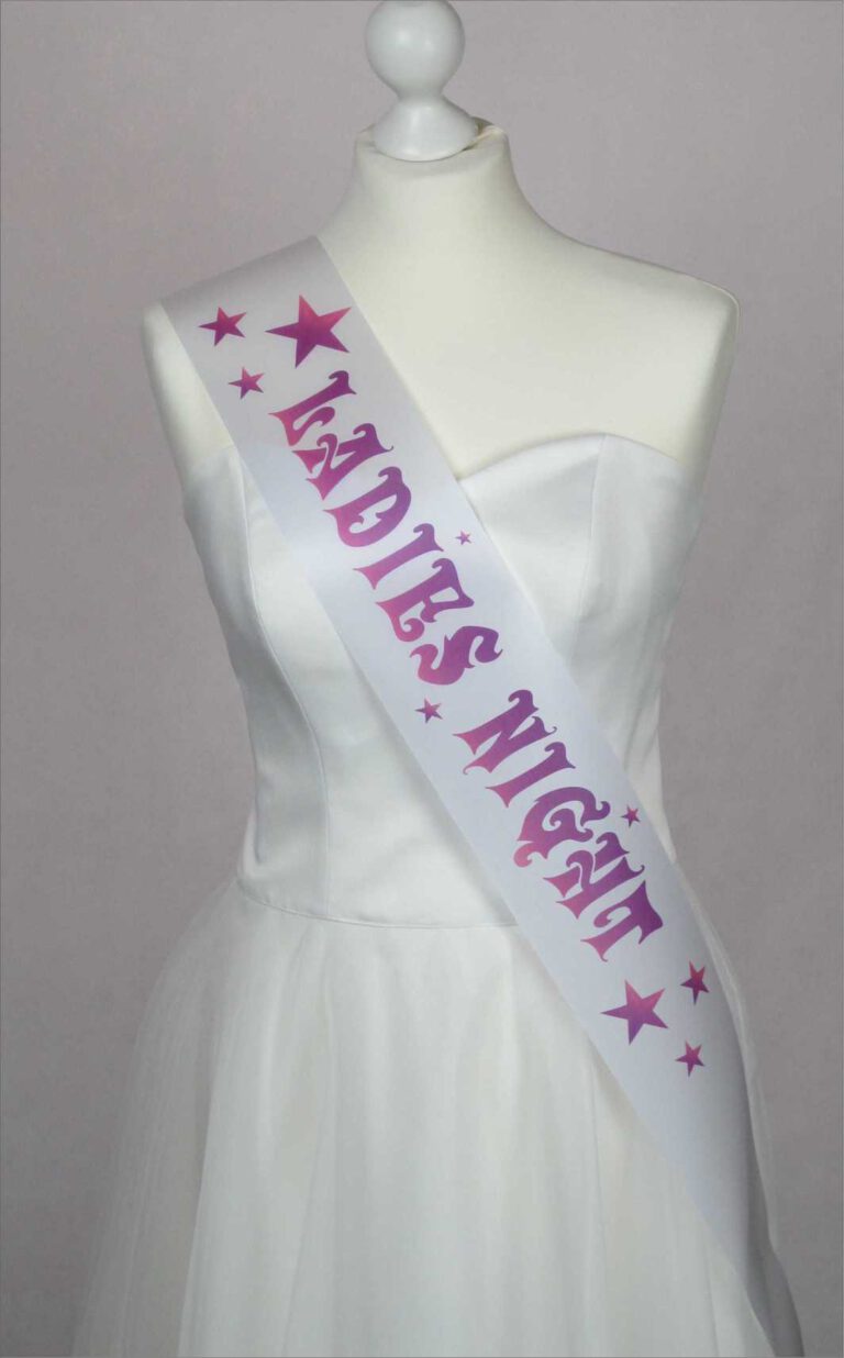 Schärpen aus einem Super Satin-Band mit meinem hochwertigem Digitaldruck bedruckt.