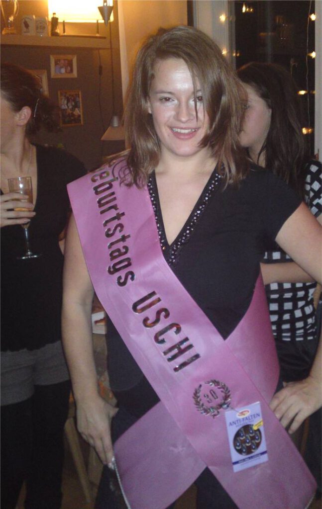 In meiner Galerie finden Sie eine große Auswahle un unterschiedlichen Schärpen und Ausführungen.