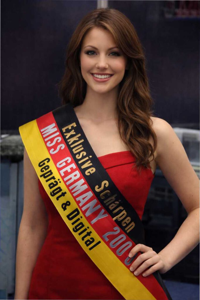 In meiner Galerie finden Sie eine große Auswahle un unterschiedlichen Schärpen und Ausführungen.